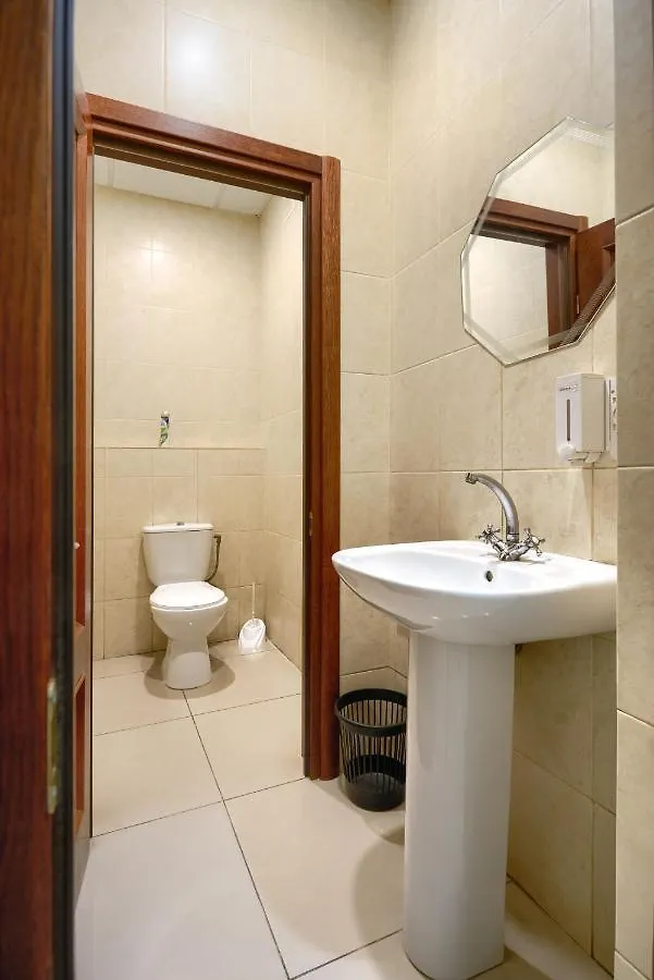 نزل كييففي Academ House بيت شباب كييف