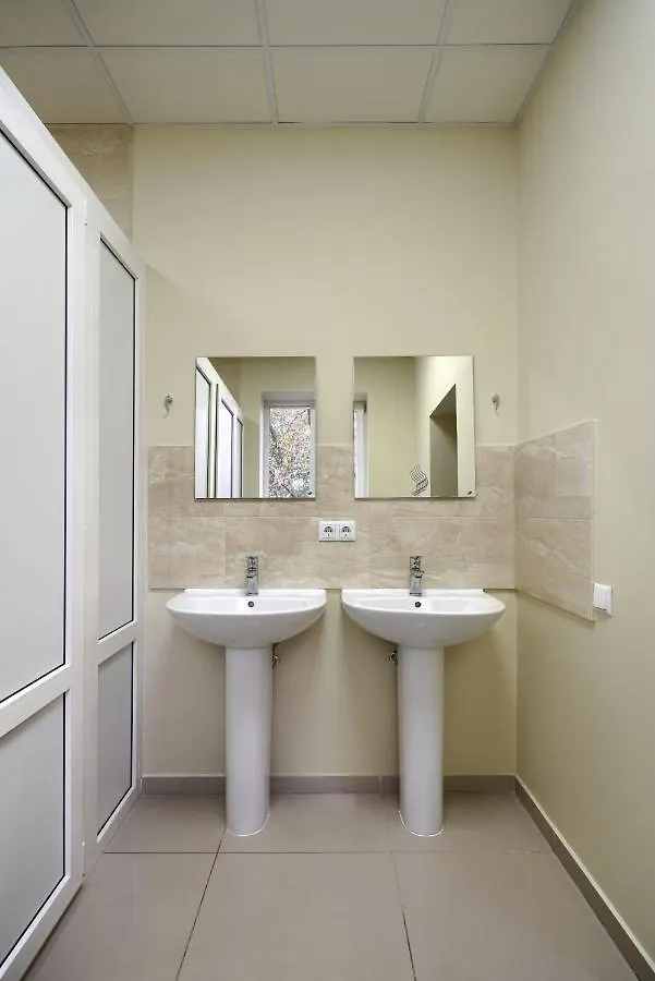 Academ House Hostel Kiev 0*,  Oekraïne